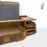 Funkcionalismus Couch with storage space, functionalism