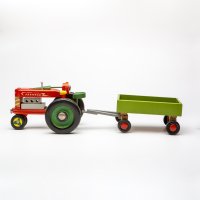 Funkcionalismus Tractor with trailers, functionalism